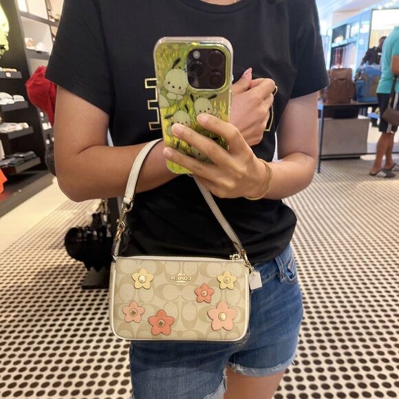 NWT Coach Nolita 19 In‎ Signature Canvas With Floral Appliquéd - Picture 8 of 8